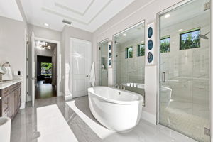 Primary Bathroom1j