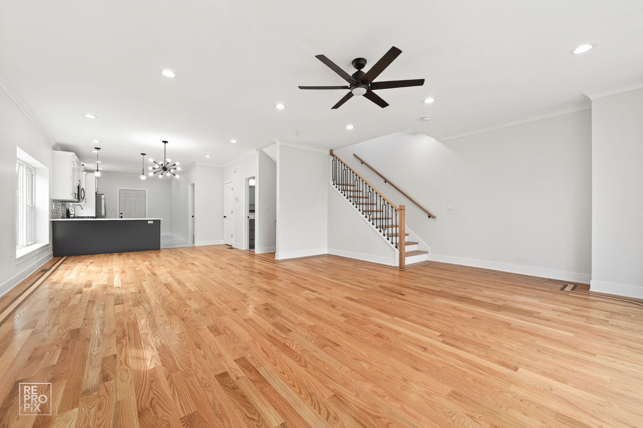 1422 S 13th Ave, Maywood, IL 60153_006