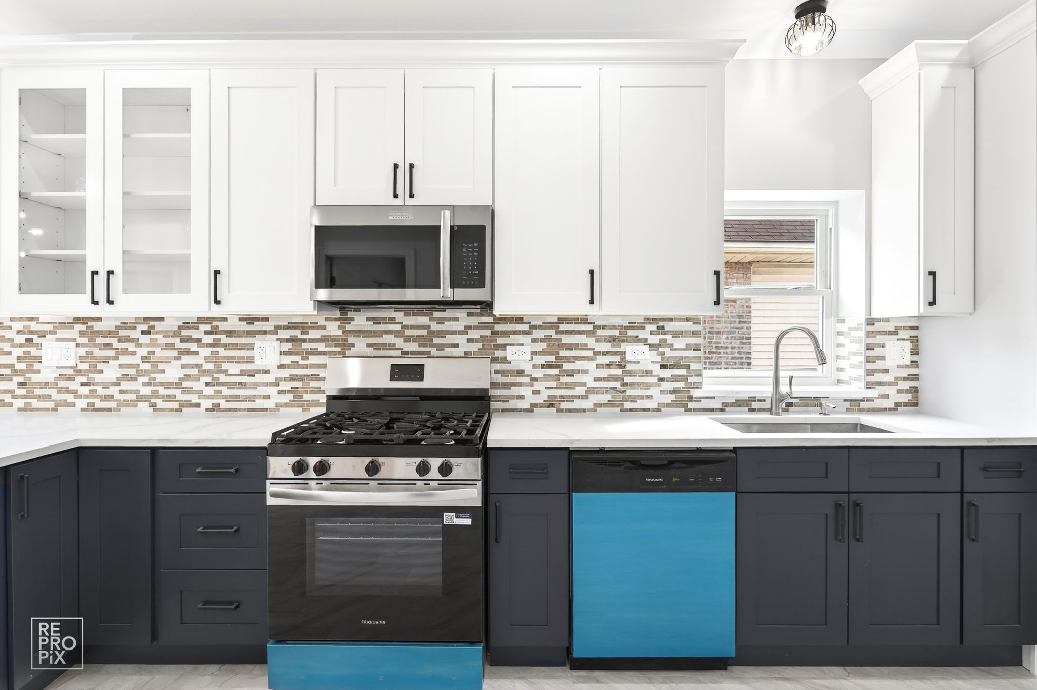 1422 S 13th Ave, Maywood, IL 60153_008