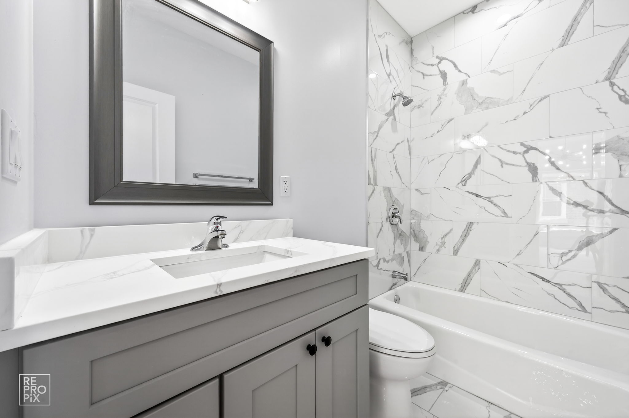 1422 S 13th Ave, Maywood, IL 60153_011