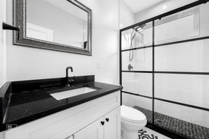 1422 S 13th Ave, Maywood, IL 60153_018