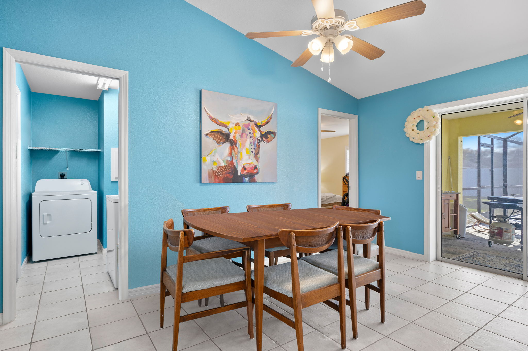 25-print-Dining Area-r