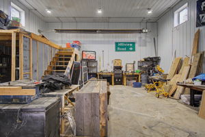  Photo 44