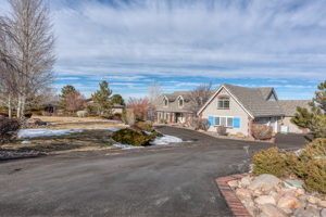 14220 Saddlebow Ct, Reno, NV 89511, USA Photo 3