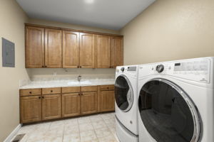  Photo 44