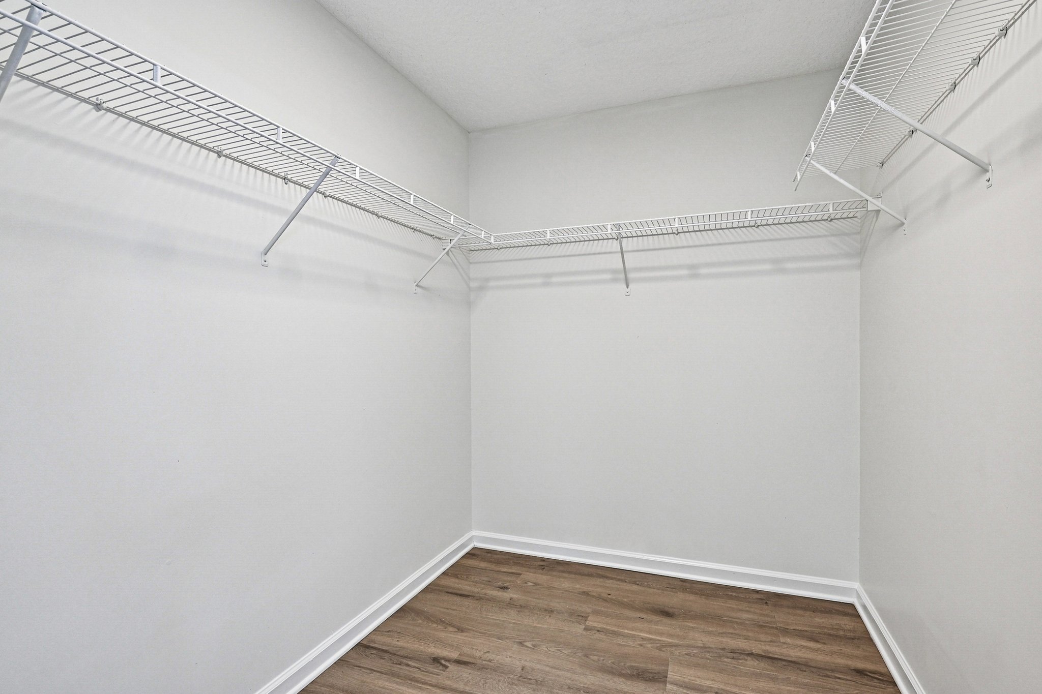 Sea Eagle Dr-S1701-043.jpg