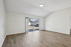 Sea Eagle Dr-S1701-010.jpg