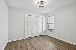 Sea Eagle Dr-S1701-029.jpg