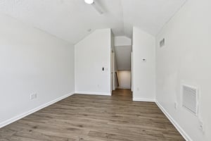 Sea Eagle Dr-S1701-035.jpg