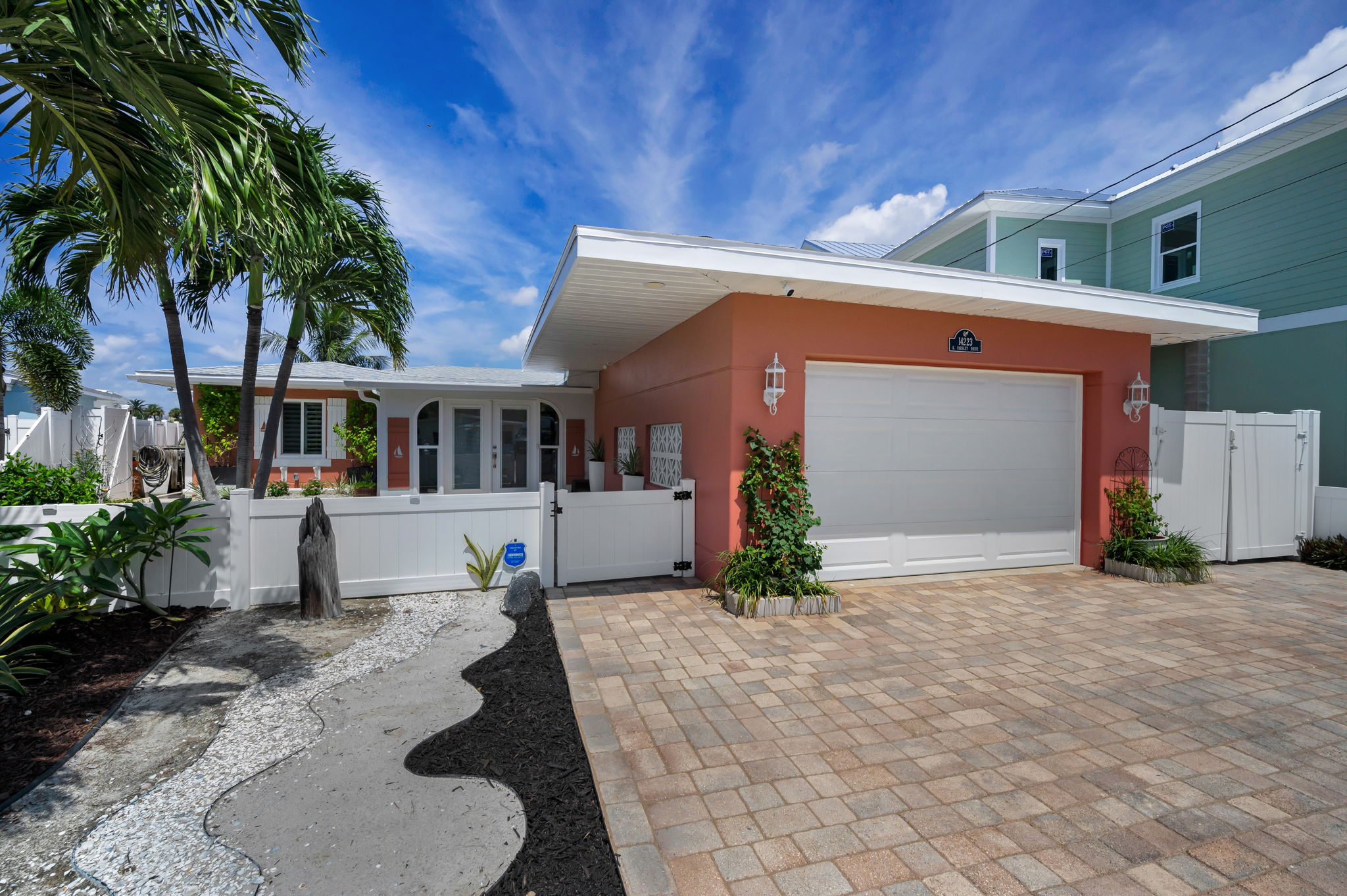Front Exterior2