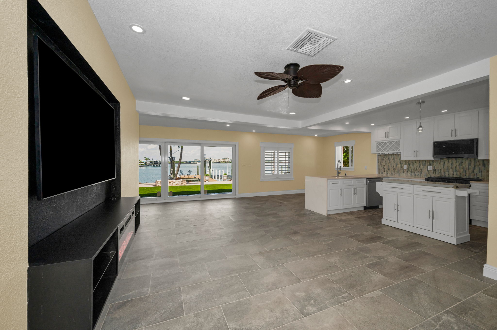 Living Room5