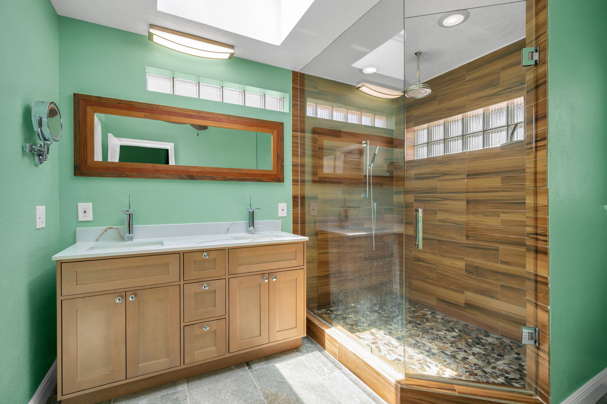 Primary Bathroom1a