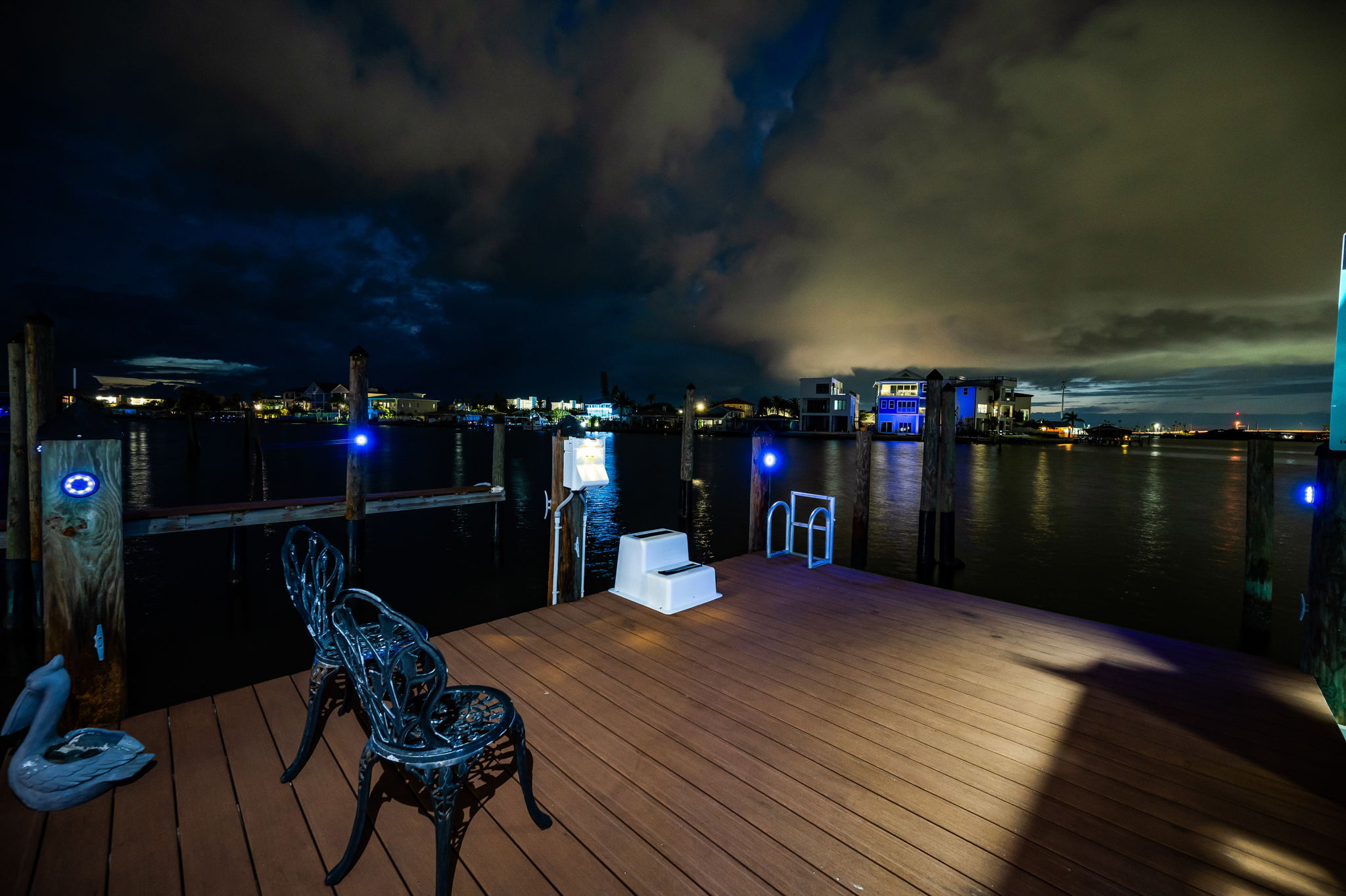 Dock37