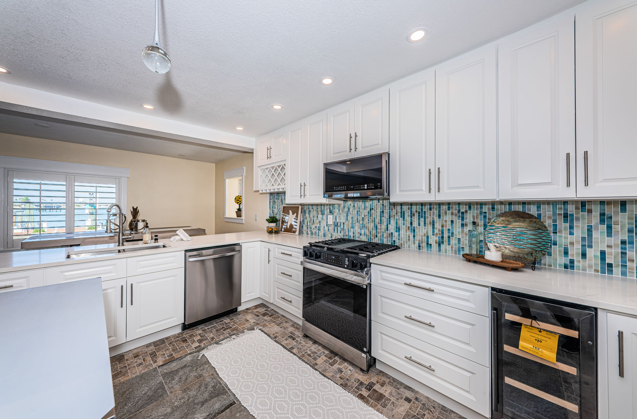 Kitchen 7