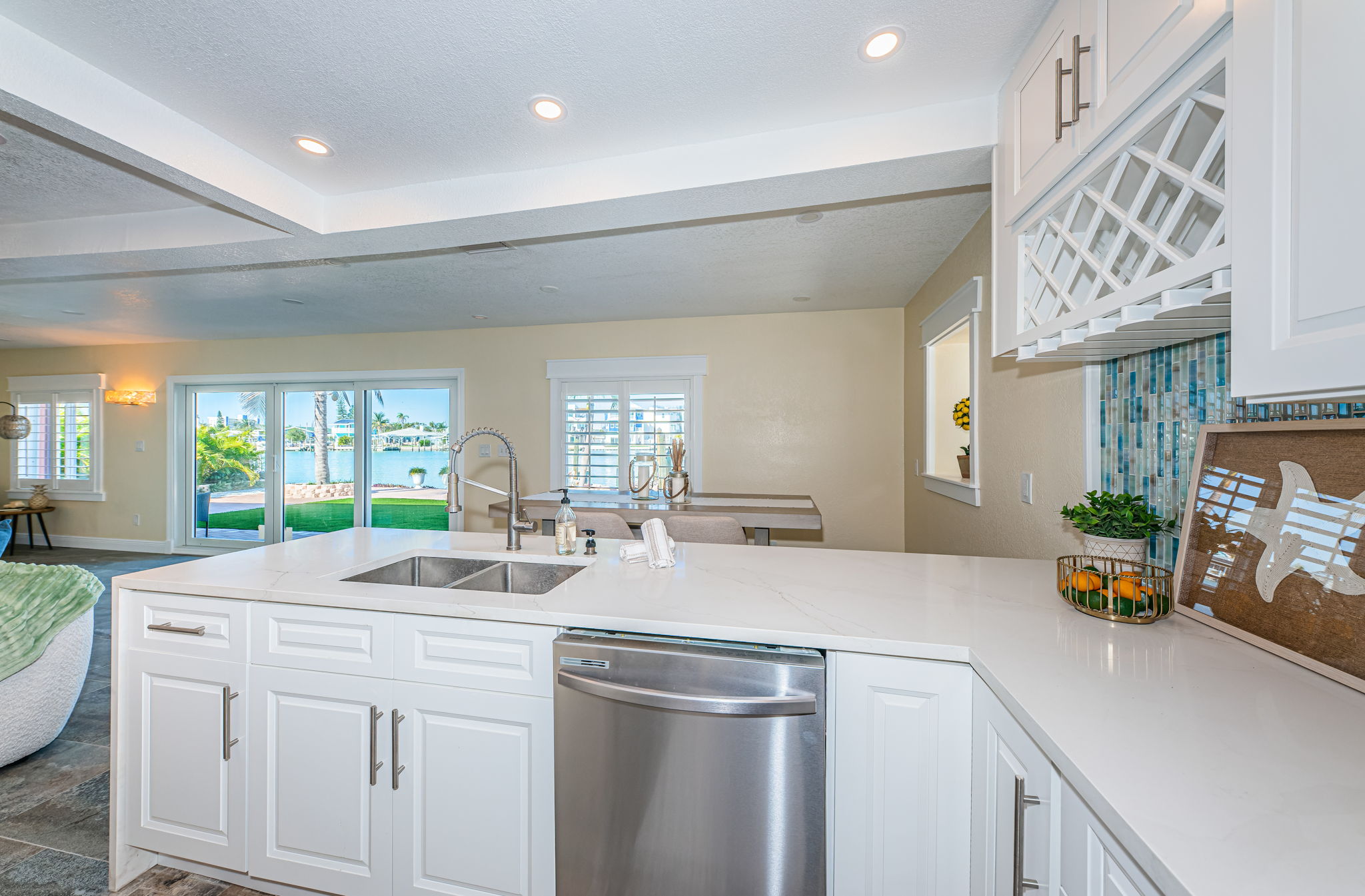 Kitchen 8