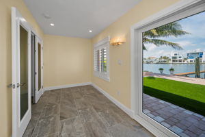 Rear Hallway2