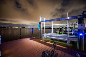 Dock38