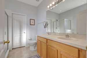  Photo 23