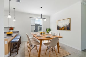 P1084054 virtually staged.jpeg