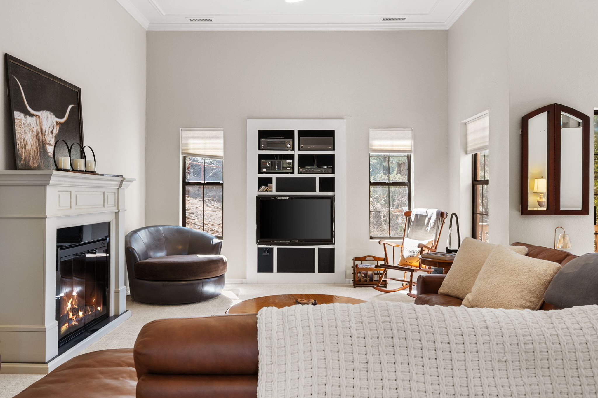 Living Room (7)