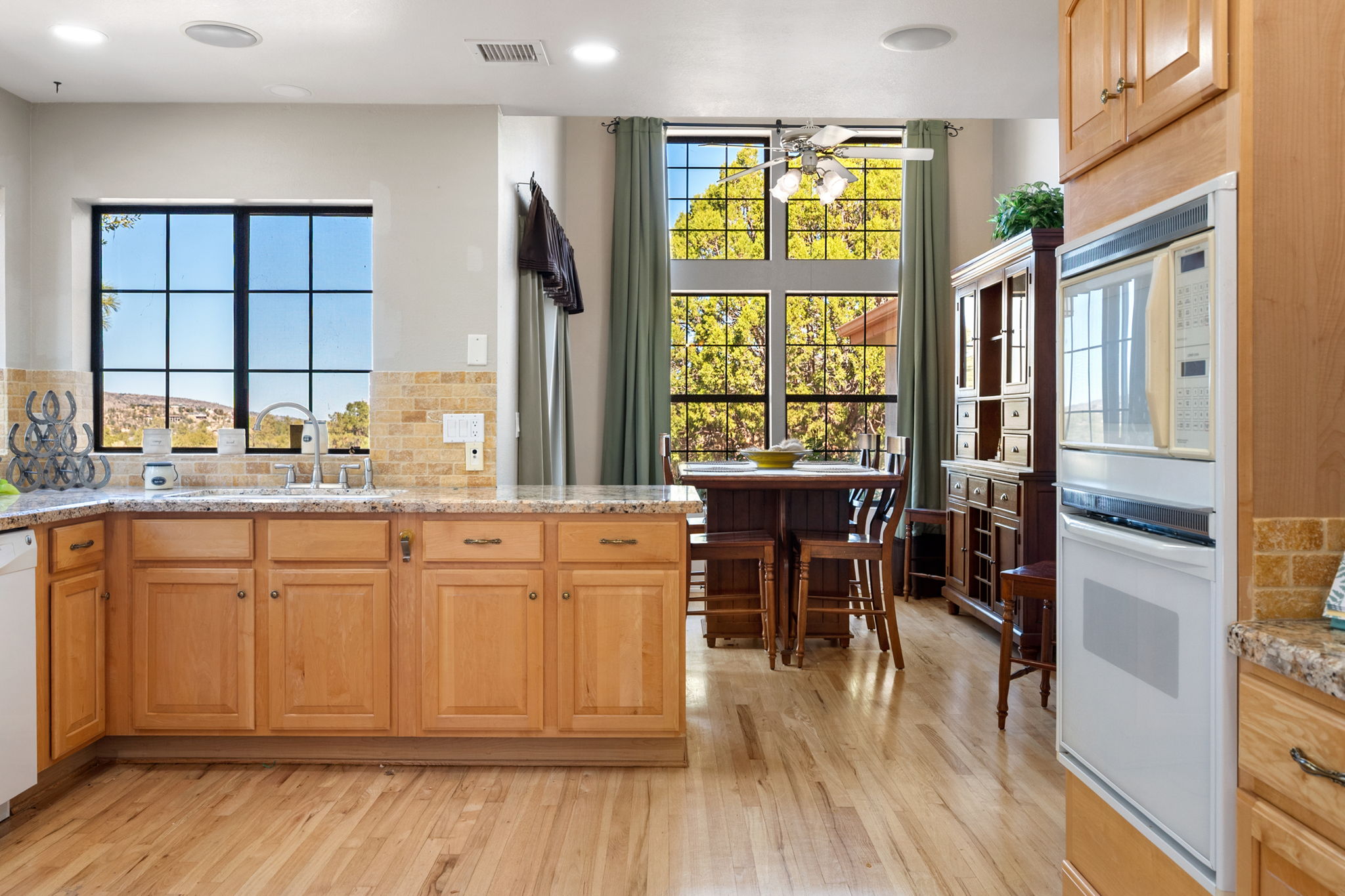 Kitchen (1)