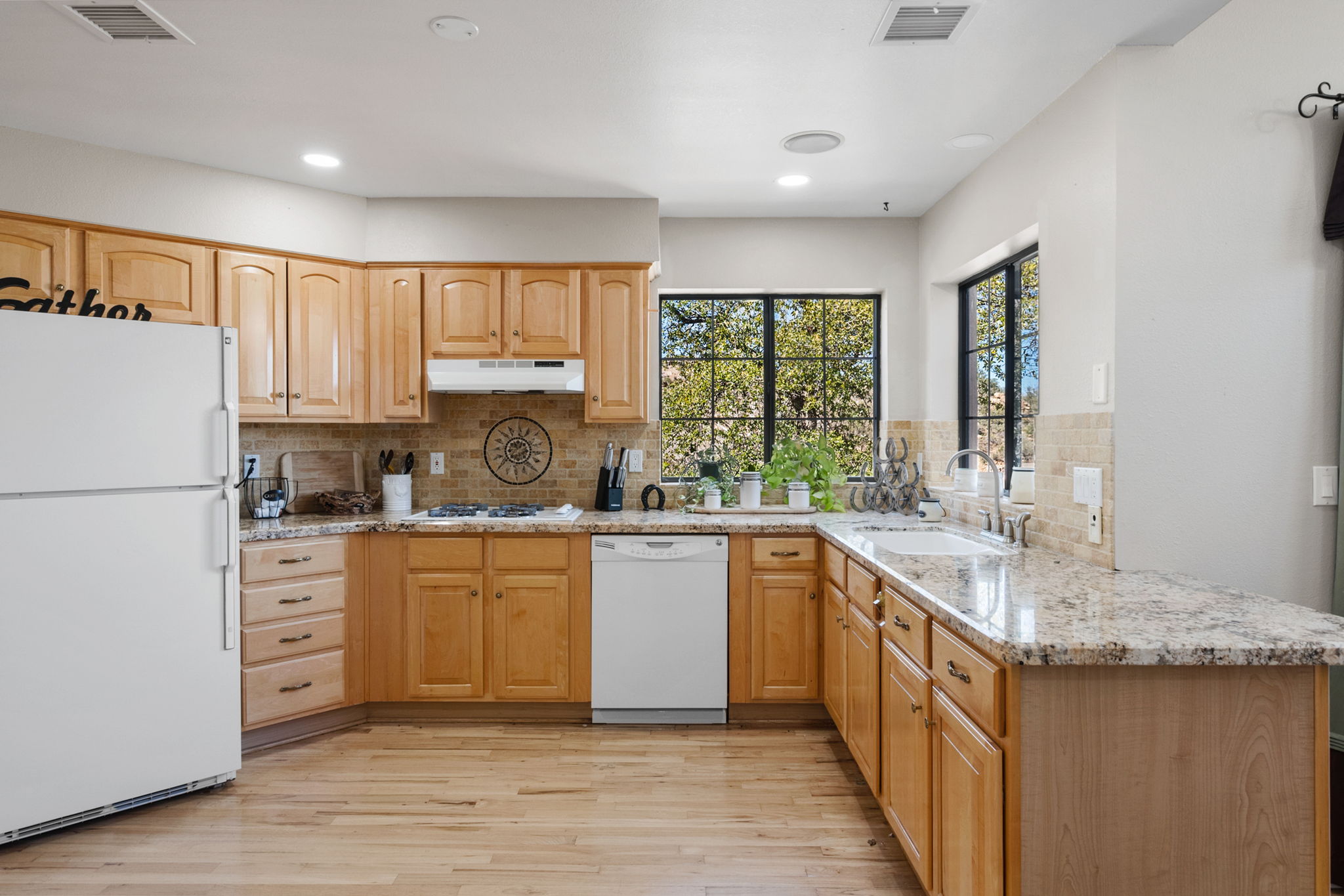 Kitchen (6)