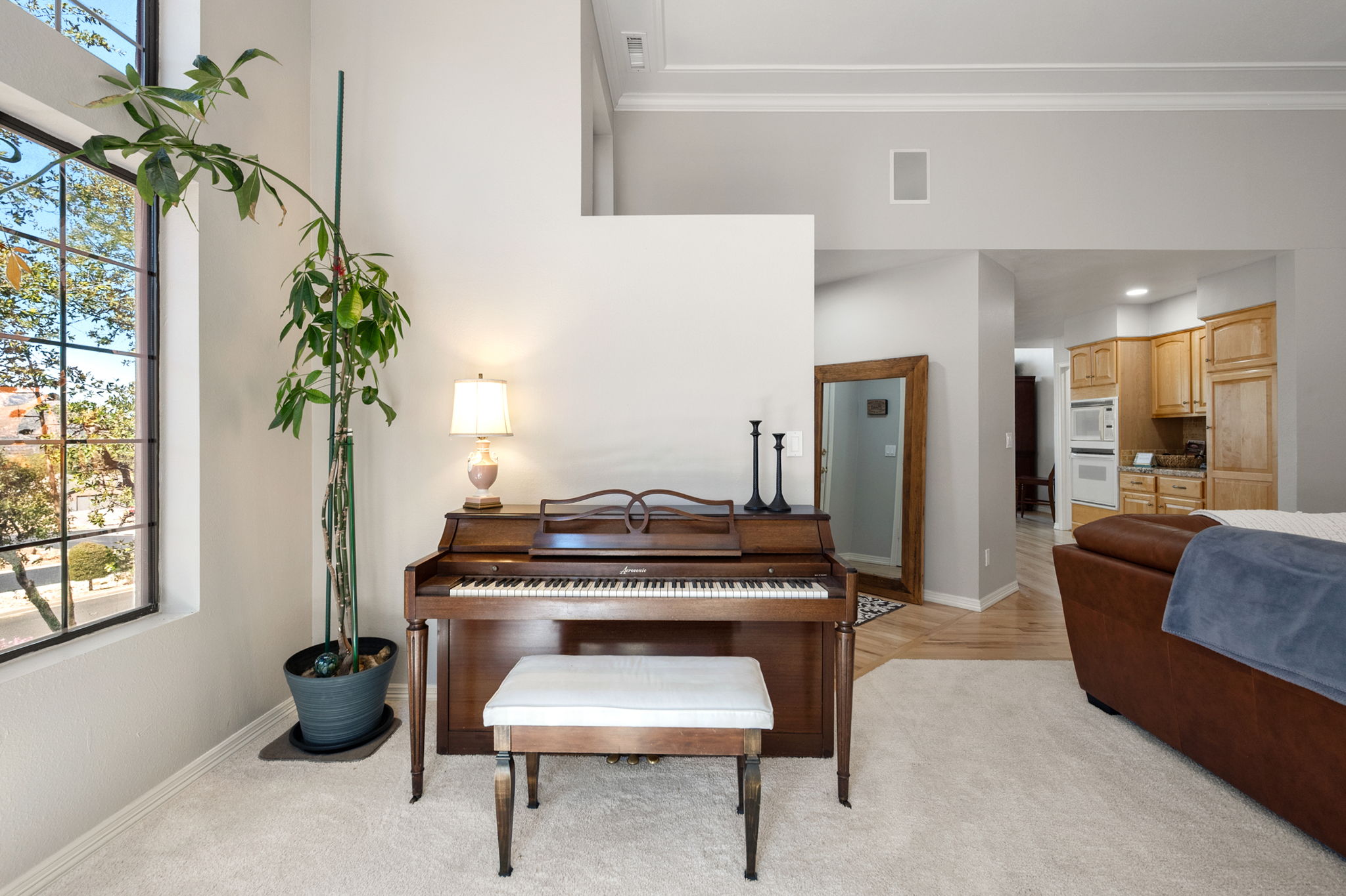 Living Room (3)