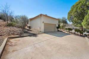 Garage (1)