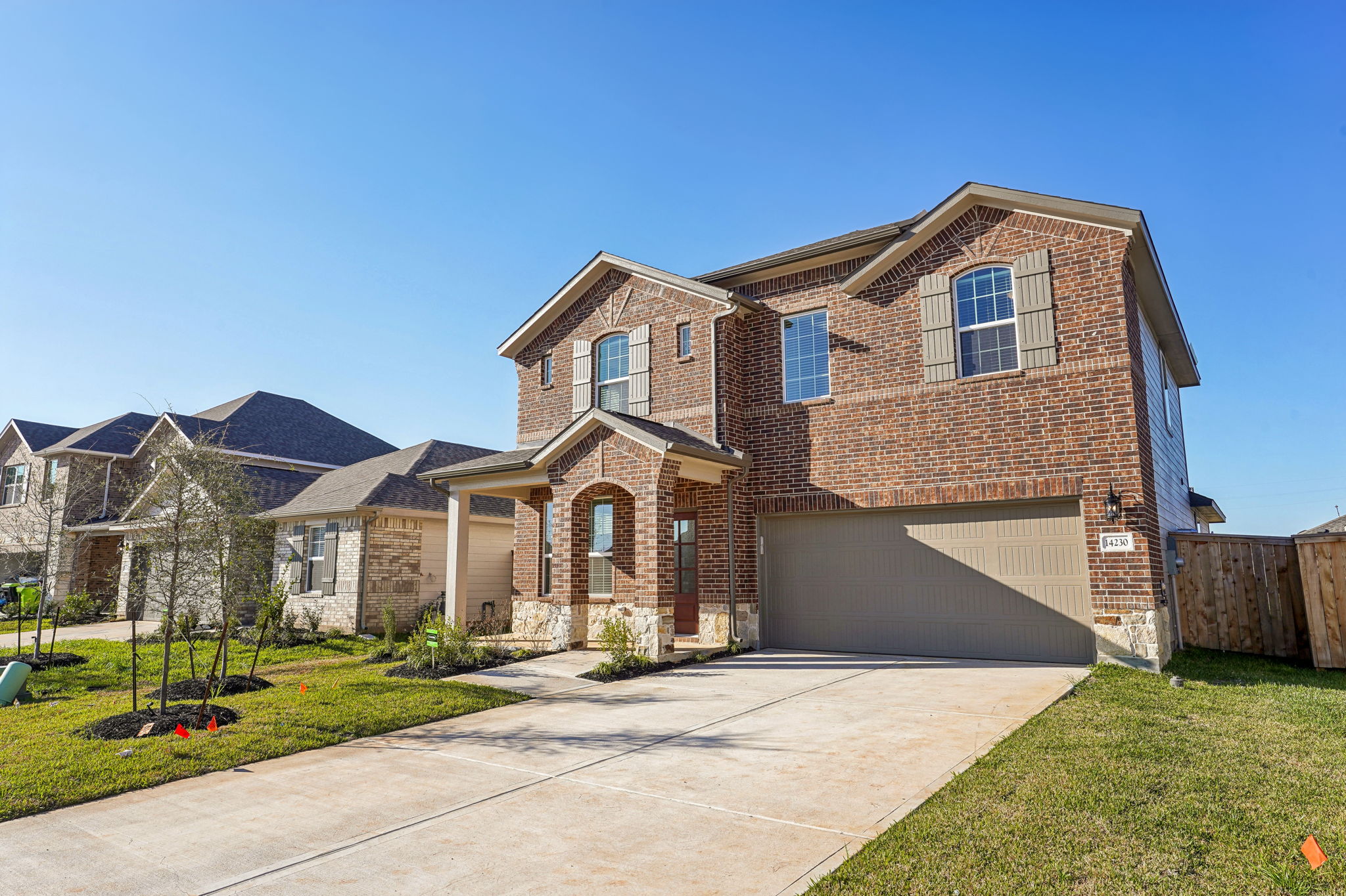 Houston - Magnolia Place - 14230 Rolling Pastures Dr - 002