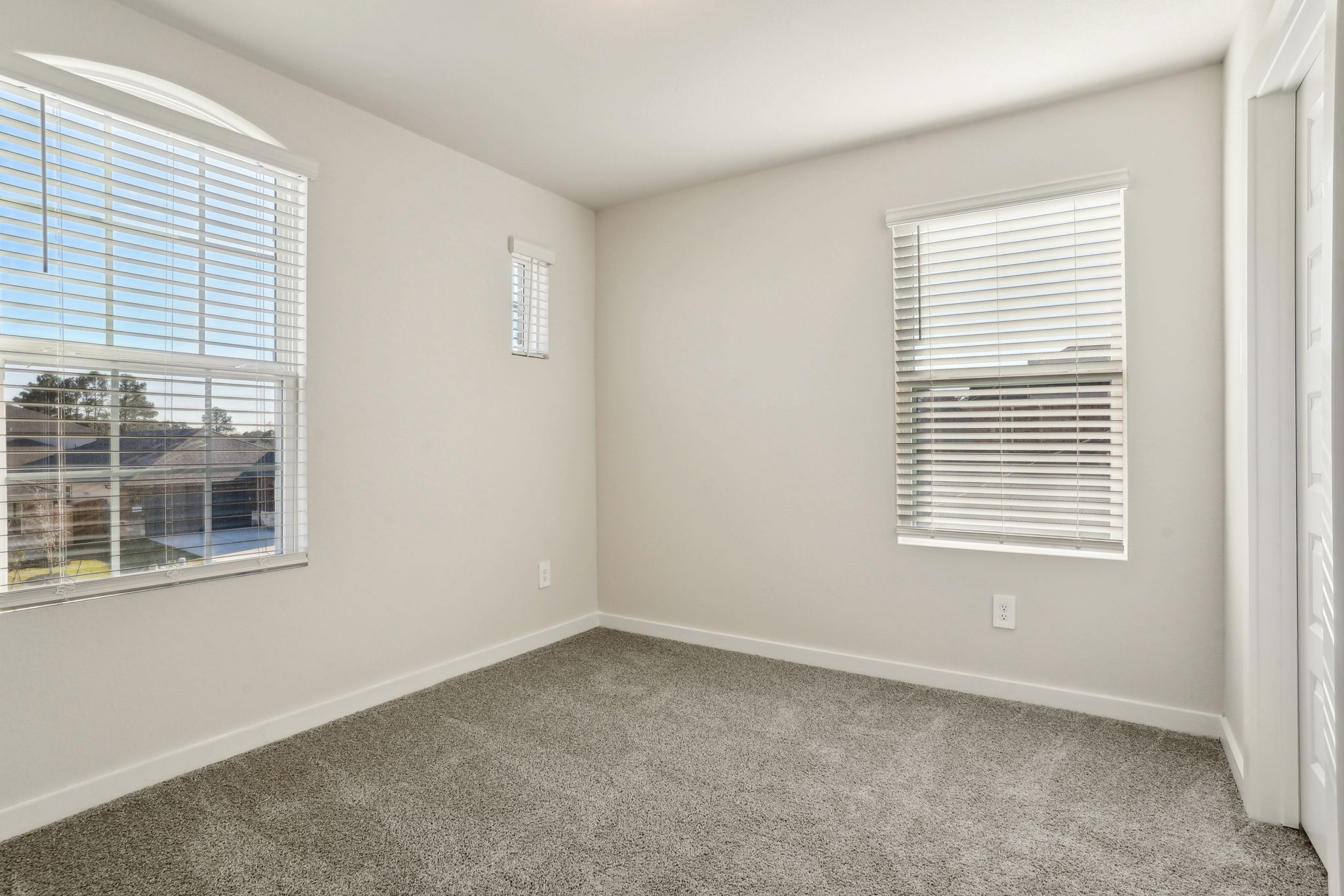 Houston - Magnolia Place - 14230 Rolling Pastures Dr - 033