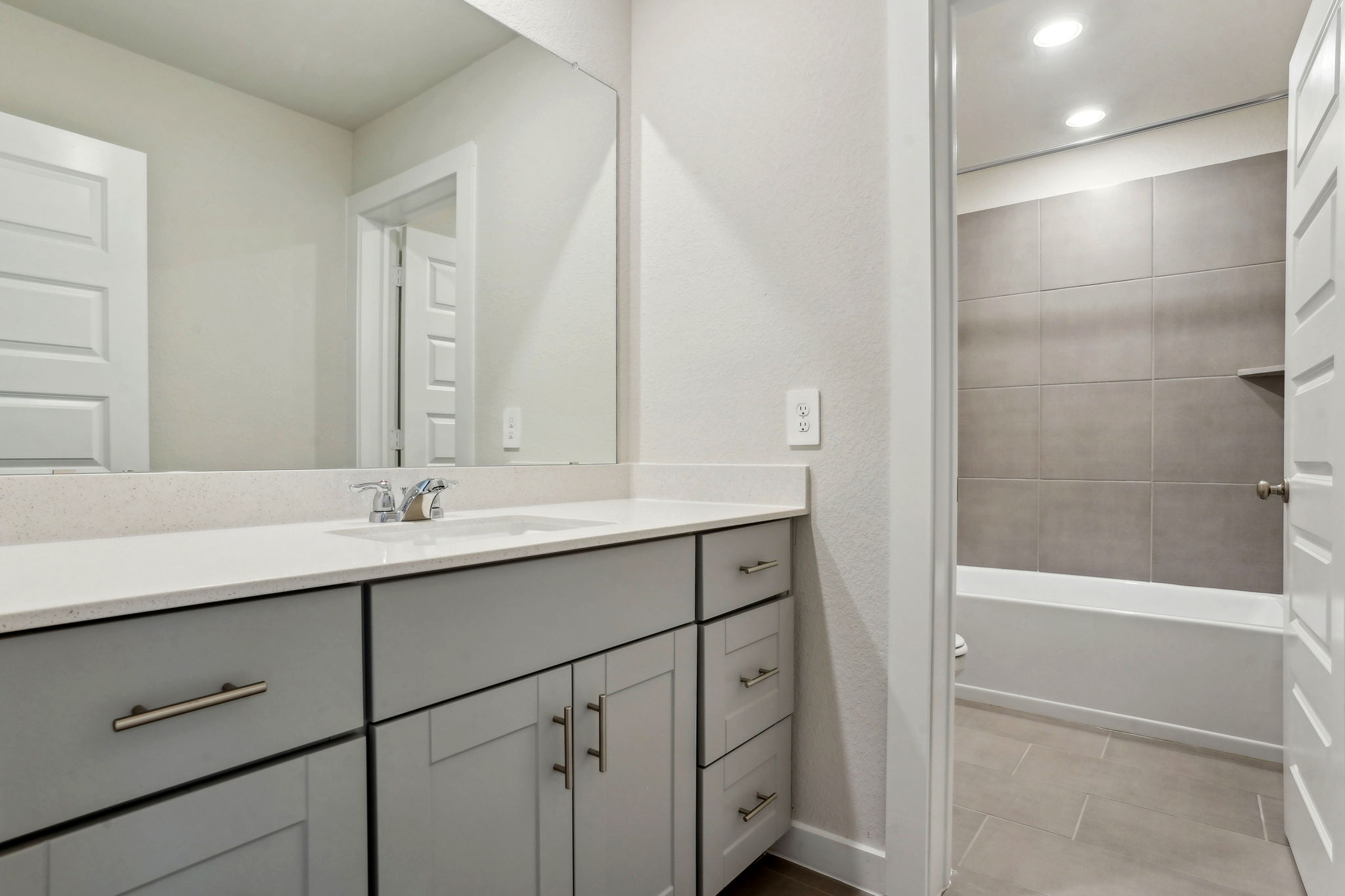 Houston - Magnolia Place - 14230 Rolling Pastures Dr - 039