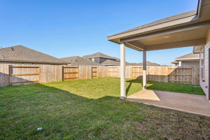 Houston - Magnolia Place - 14230 Rolling Pastures Dr - 040