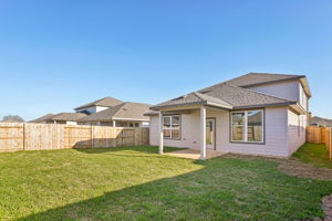 Houston - Magnolia Place - 14230 Rolling Pastures Dr - 041