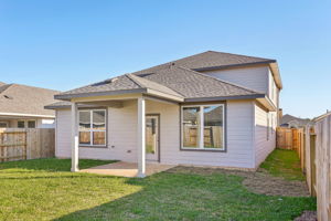 Houston - Magnolia Place - 14230 Rolling Pastures Dr - 042