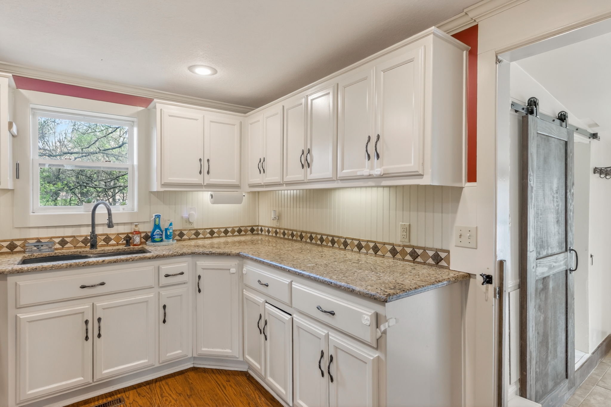 14323 State Hwy Y-014