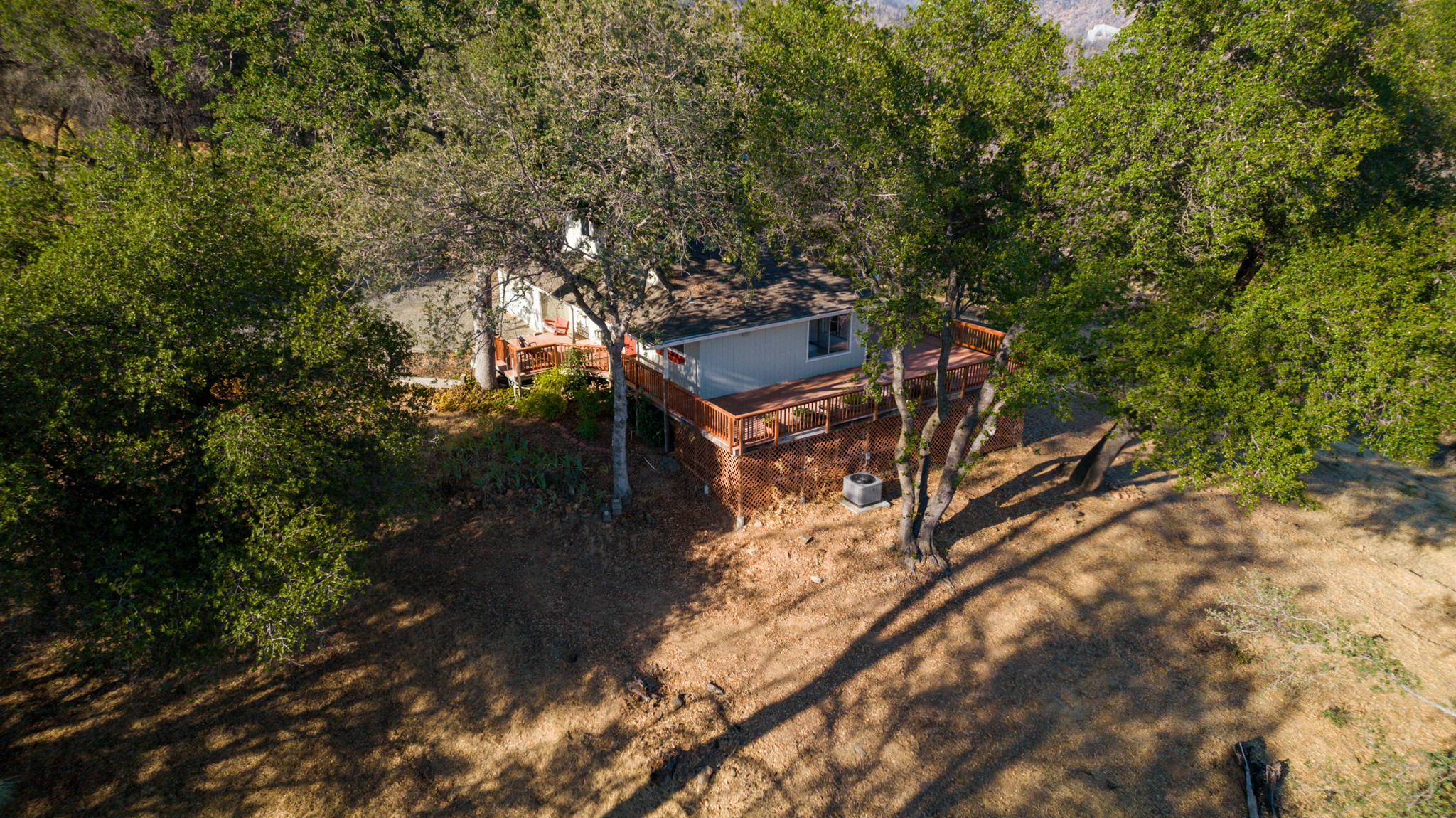 14233 Wintu Way, Redding, CA 96003, USA Photo 9