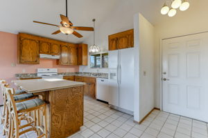 14233 Wintu Way, Redding, CA 96003, USA Photo 52