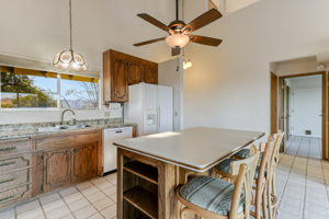 14233 Wintu Way, Redding, CA 96003, USA Photo 51