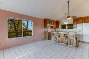14233 Wintu Way, Redding, CA 96003, USA Photo 56