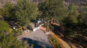 14233 Wintu Way, Redding, CA 96003, USA Photo 2