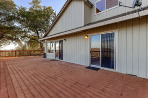 14233 Wintu Way, Redding, CA 96003, USA Photo 47