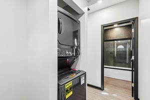 5th St-S2204-017.jpg