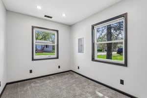 5th St-S2204-020.jpg