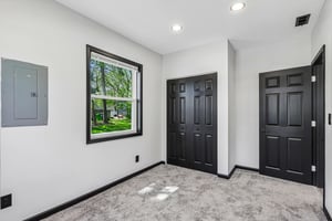 5th St-S2204-021.jpg