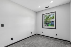 5th St-S2204-023.jpg