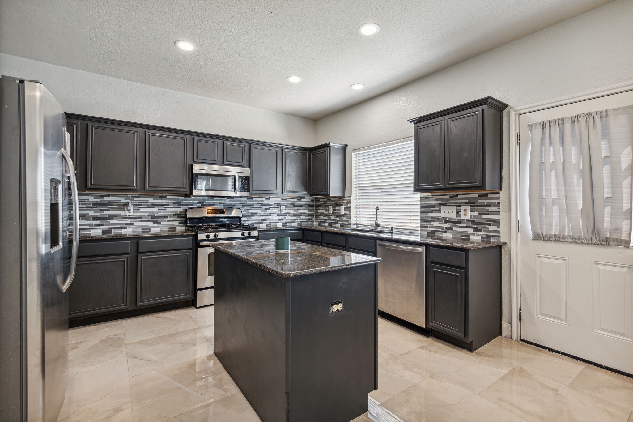 1424Bluff_004