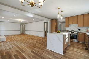 Breakfast/Kitchen/Living Room