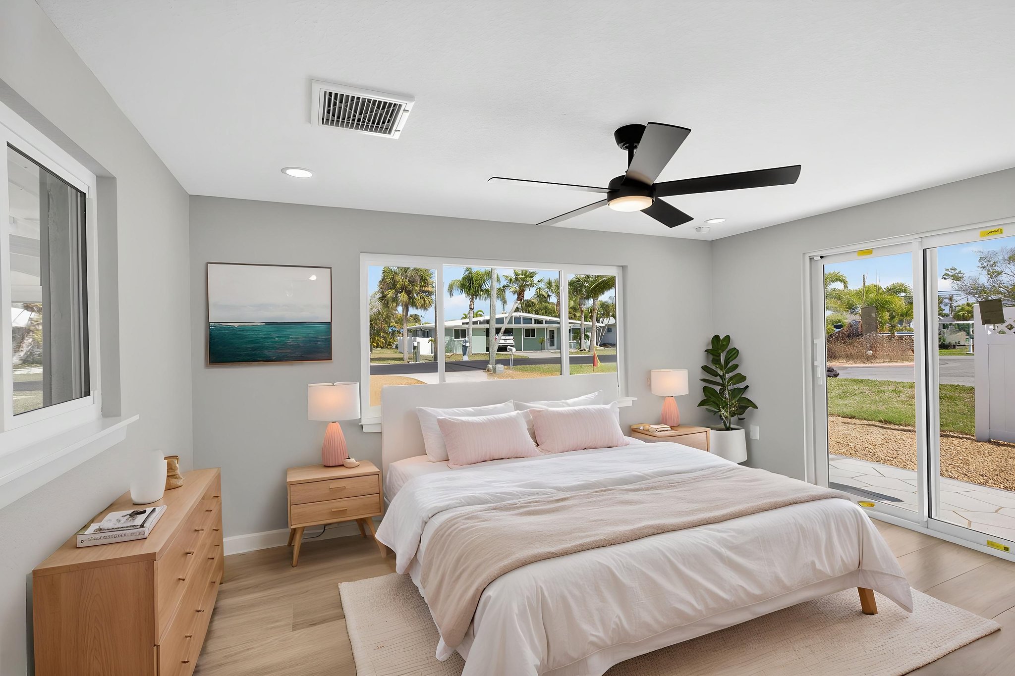 IMG_6533 virtually staged.jpeg