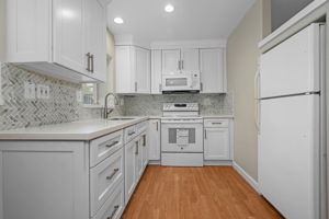 Kitchen Unit 2