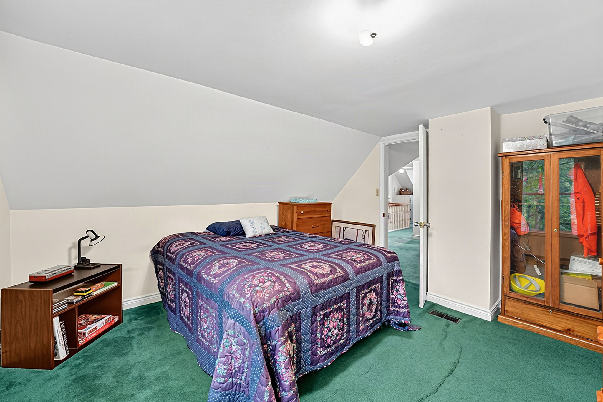  Photo 48